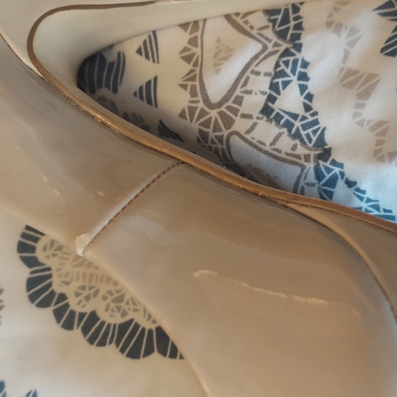 Guess platform heels, size 7 - Picture 7 of 9